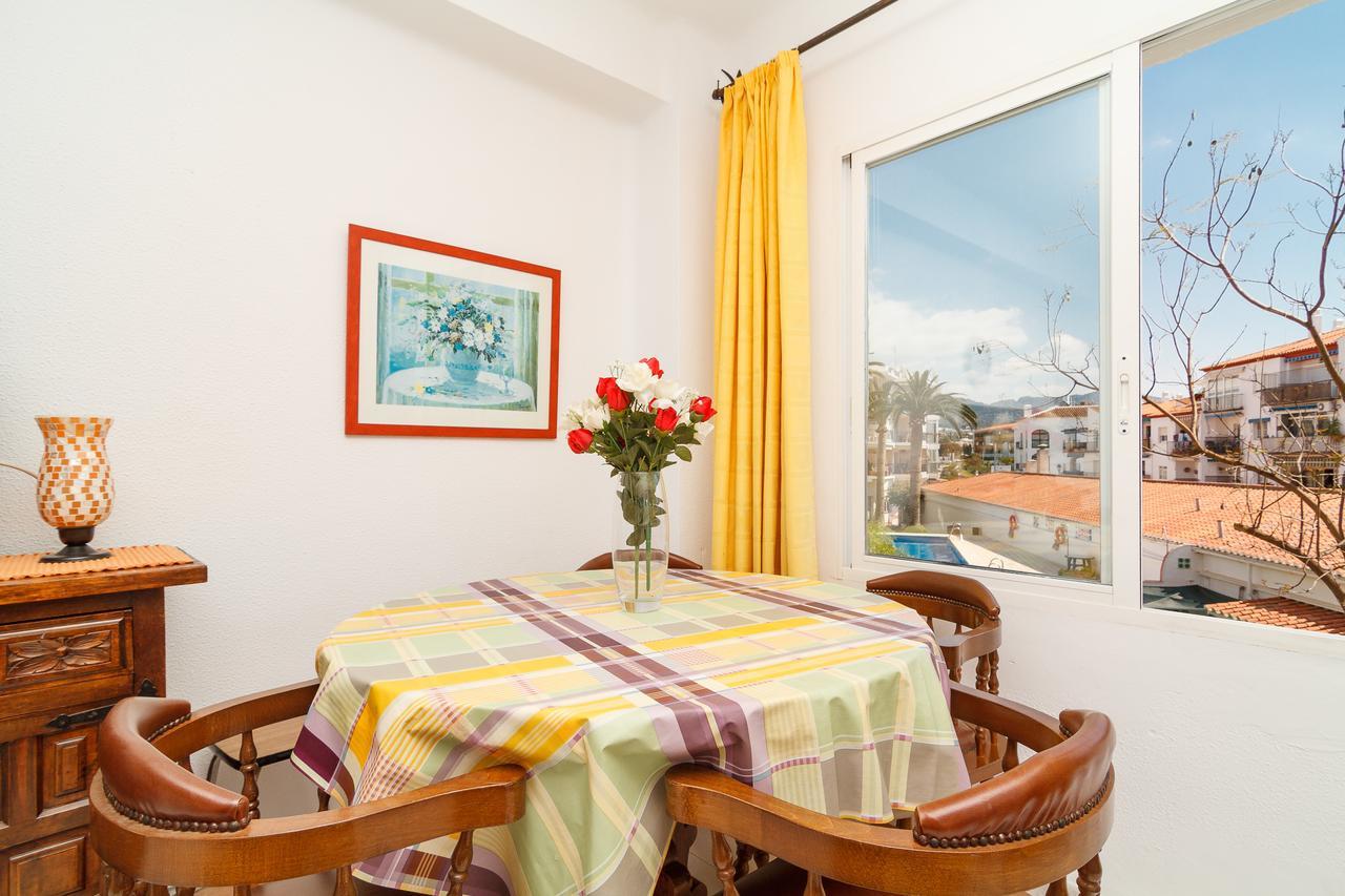 Coronado 116 Apartments Casasol เนร์คา ภายนอก รูปภาพ